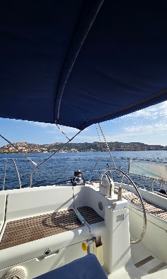 Vista dal pozzetto dell'Ichnusa II verso La Maddalena