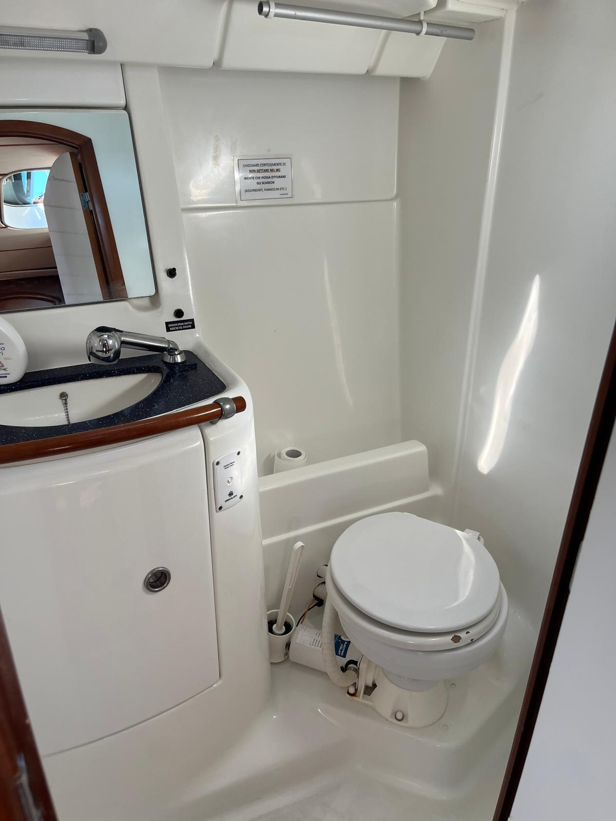 Bagno con doccia